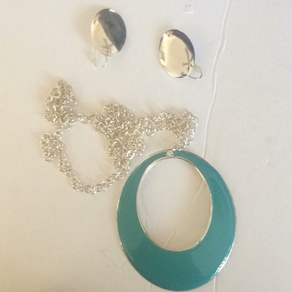 New necklace and earring set